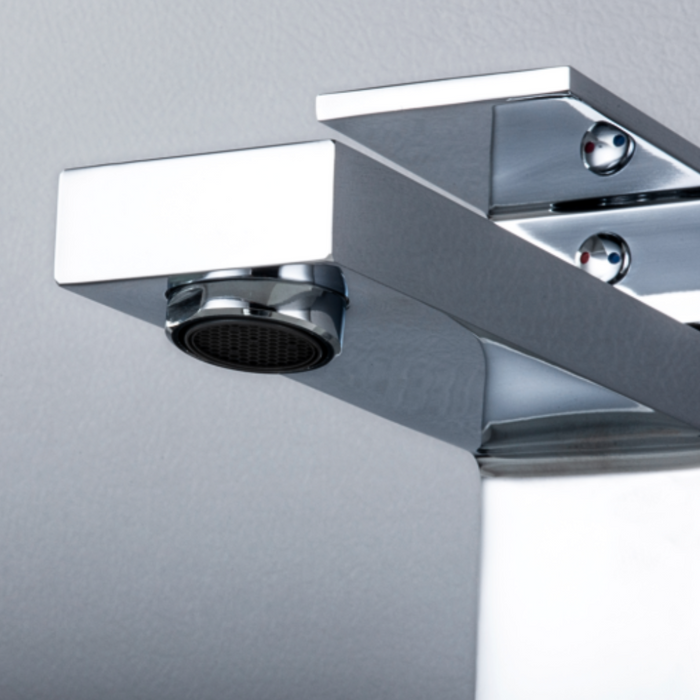 Kallum UPC Brass Bathroom Faucet Chrome Supreme w/ Drain