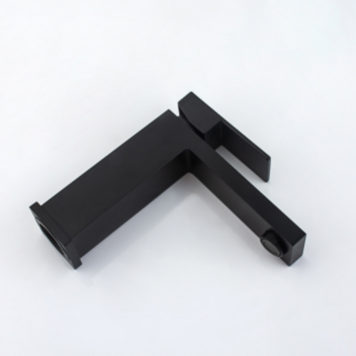 Wyeth Bathroom Faucet – Dual Handle, Black Rustic Look