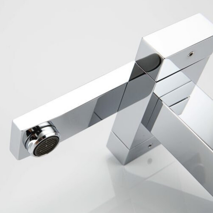 Dorien Widespread Chrome Faucet – Dual Handle, Drain Set